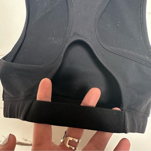 Aritzia TNA Bralette XXS black Bralette Athletic Workout Cut Out Back High Front - Picture 4 of 4